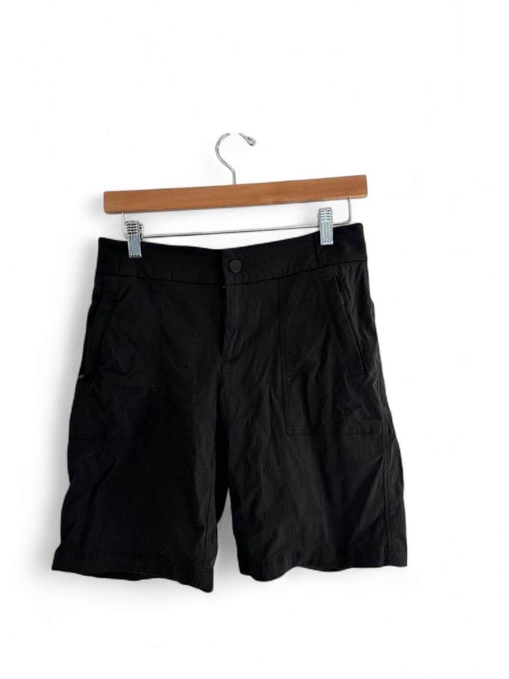 Athleta Trekkie Bermuda 2.0‎ Shorts Womens 2 Black Hiking Travel Gorpcore